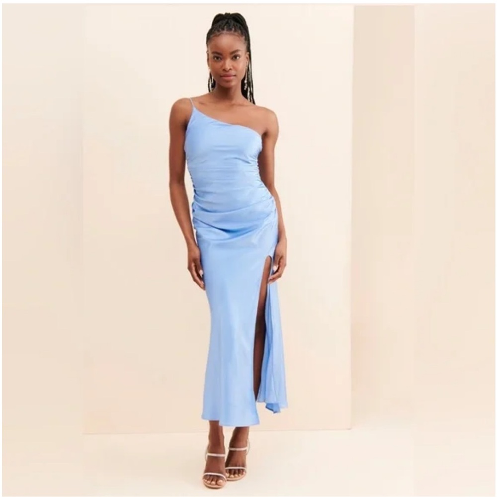 Elegant Blue One-Shoulder Dress